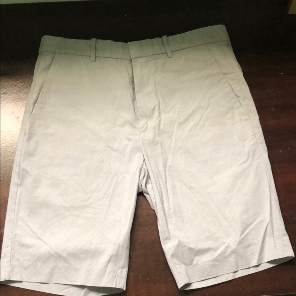 Theory Men’s shorts Size 28